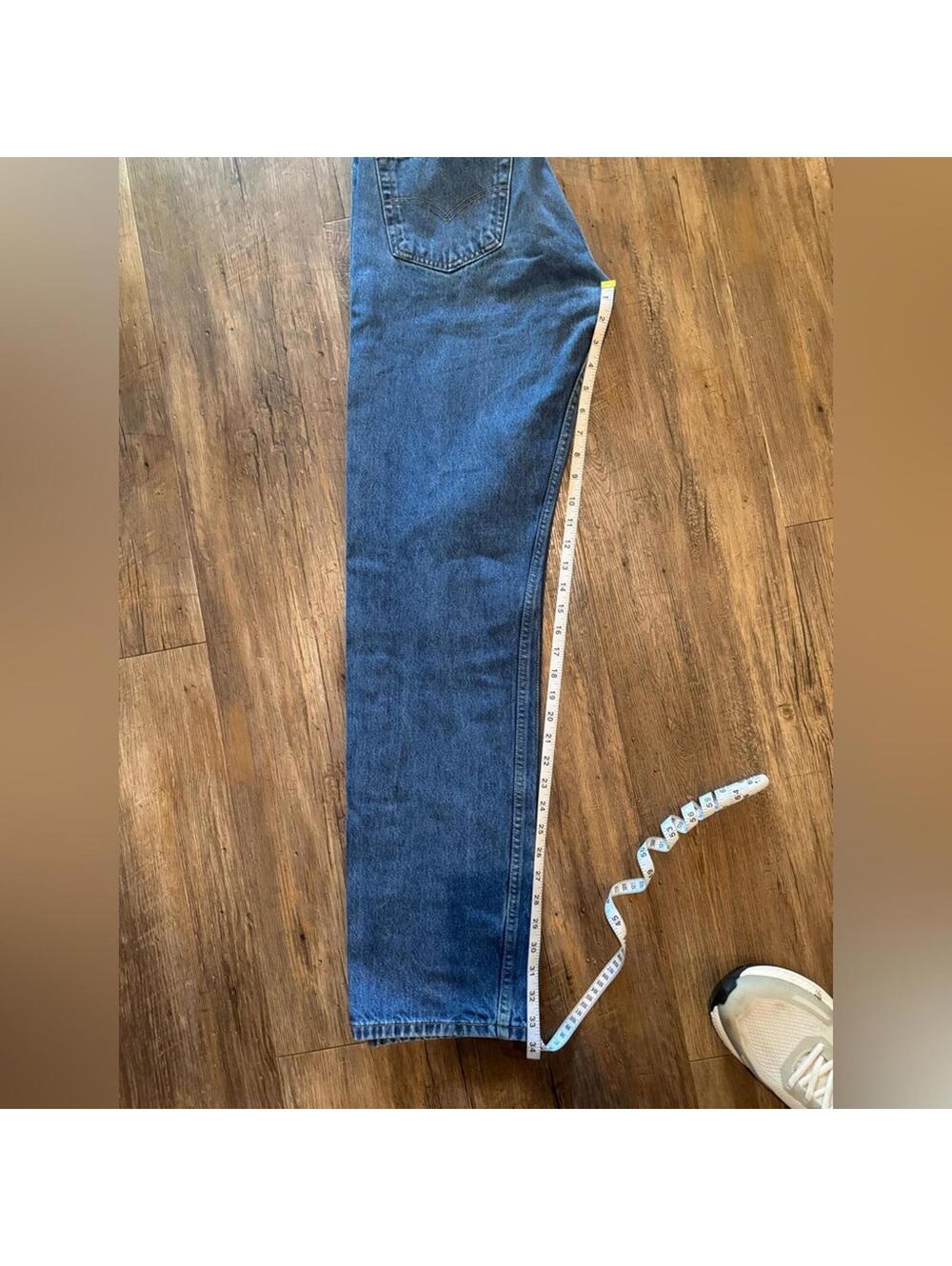 Vintage 90s Levi’s 501 Button Fly Denim Jeans 33x36 EUC - Picture 9 of 9